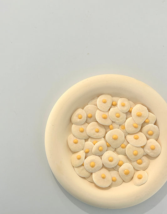 Eggs in goat's milk